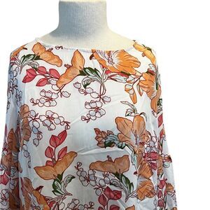 Beautiful far Eastern inspired print blouse. NWOT size extra large..